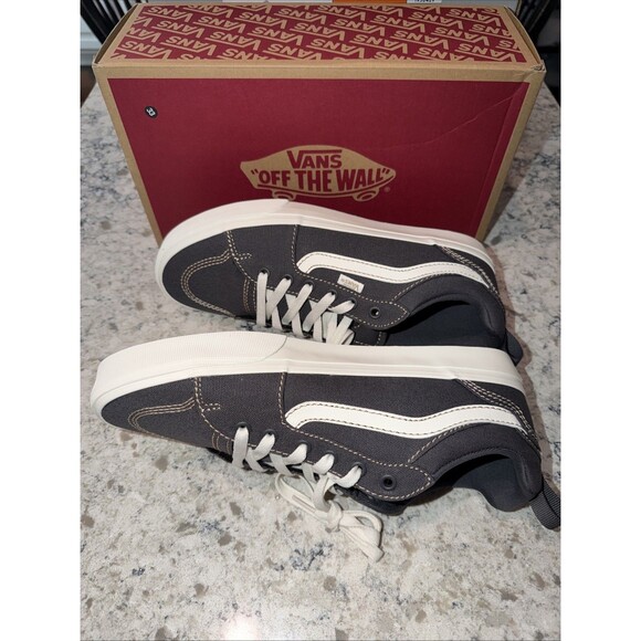 Vans “Off The Wall” Brand New Black/White Fillmore Men’s Shoes Size 10 main image 5